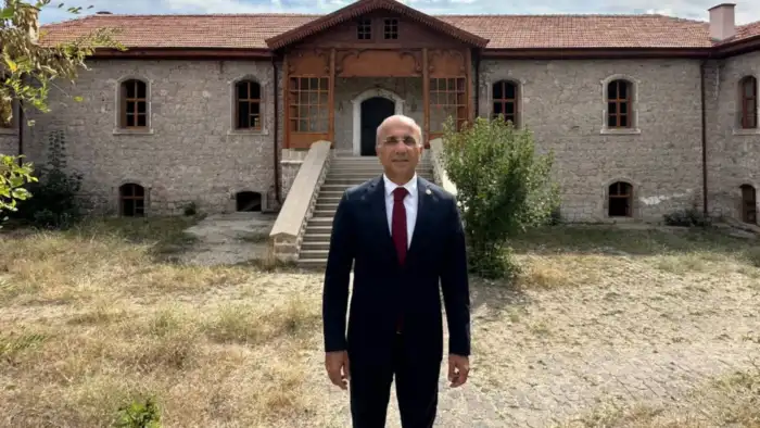 Aşkın Genç: Çocukların yüzde 36,8’i yoksulluk veya sosyal dışlanma riski altında