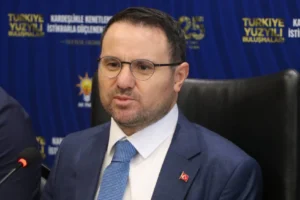 Bakan Gürlek MHP İl Başkanlığı'nda duyurdu: Uyuşturucu suçundan tutuklu ve hükümlü kişilere rehabilitasyon süreci amaçlanıyor