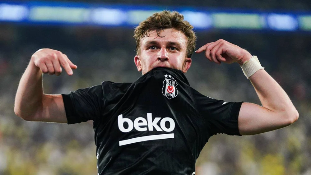 Beşiktaş'ta Rıdvan Yılmaz sakatlandı