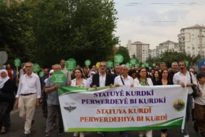 Binlerce yurttaş anadilde eğitim hakkı talep etti