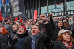 Bırakın ülke için çalışalım