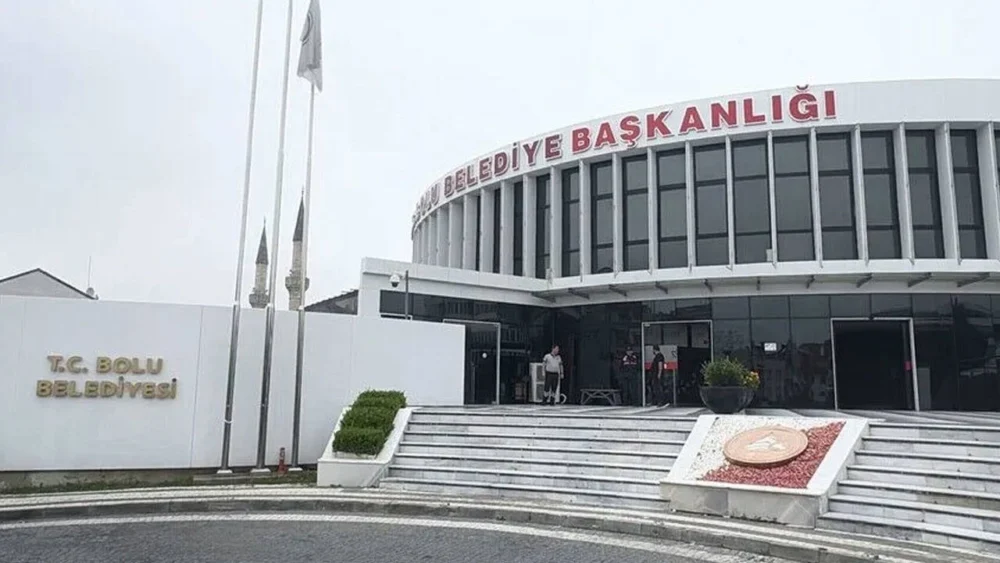 Bolu Belediyesi'ne 'hayalet araç’ soruşturması: 7 kişi adliyeye sevk edildi