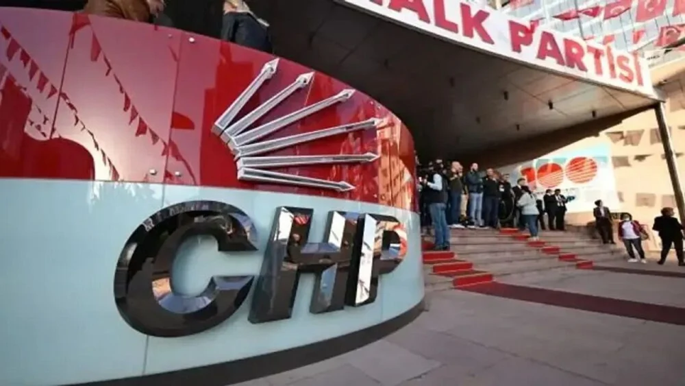 Yavaş'a destek: Ankara'da yedi belediye başkanı CHP'den istifa etti