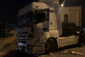 Cilvegözü Sınır Kapısı'nda TIR kazası: Şoförler kavga etti, 3 yaralı