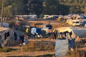 Çocukluğumuzu yaşayamıyoruz