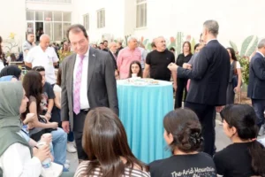Dicle Üniversitesi’nde genç hekim adaylarına sıcak karşılama