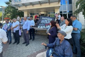 Dilovası'nda 7 işçinin öldüğü yangın faciası: Dava öncesi aileler adalet talebini yineledi