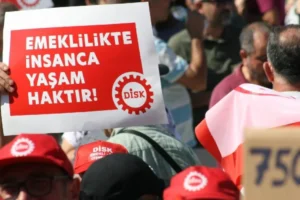 DİSK: Milyonların 'geçinemiyoruz' çığlıkları duymazdan geliniyor