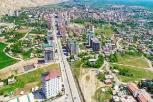 Kendi yöneticilerimize değer vermeyi öğrenmeden kendimizi yönetemeyiz