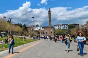 Diyarbakır’da sıcaklıklar pes etti: Rahat nefes aldıran hava tahmini