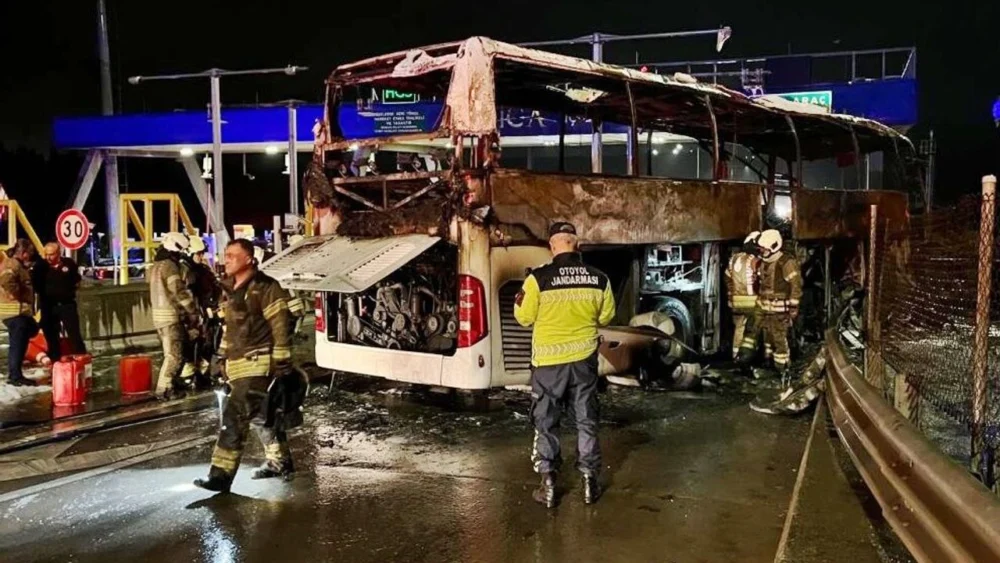 2 kişinin öldüğü Diyarbakır otobüsü kazasının görüntüleri ortaya çıktı!
