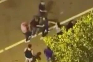 Diyarbakır’da iki grup arasında kavga: O anlar kamerada!