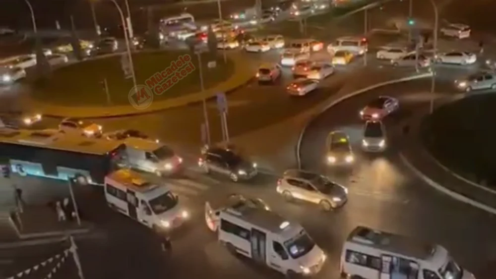 Diyarbakır’daki kavşakta 'minibüs' çilesi: "Belediyeye şikayet etmemize rağmen..."