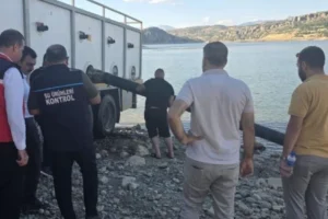 Diyarbakır’daki baraja 820 bin şabut ve sazan yavrusu bırakıldı