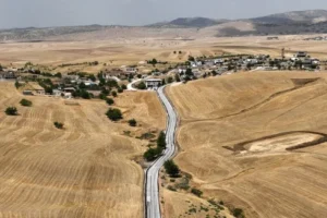 Diyarbakır’da 30 köyün ortak çilesi: O yol 7 aydır yapılmadı!