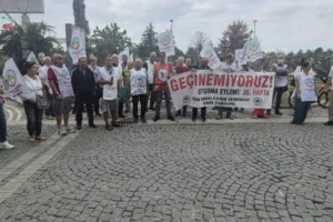 Emeklilerden insanca yaşam talebi