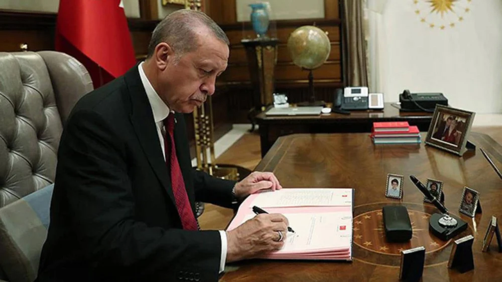 Erdoğan imzaladı: Atama ve görevden alma kararları Resmi Gazete'de