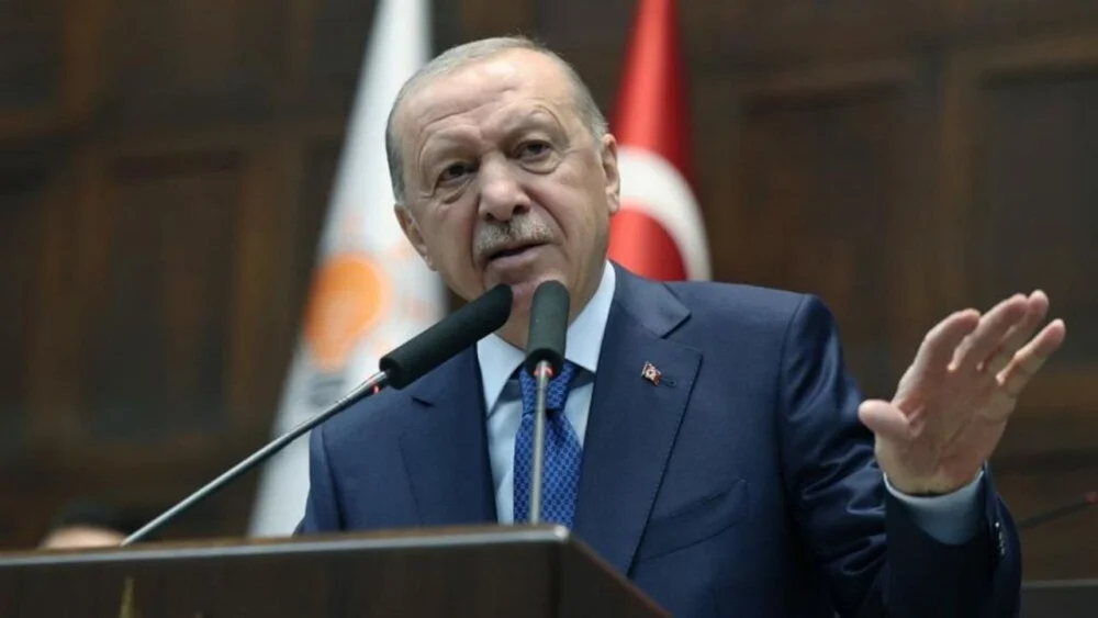 Cumhurbaşkanı Erdoğan'dan YPG'nin feshine ilk yorum!