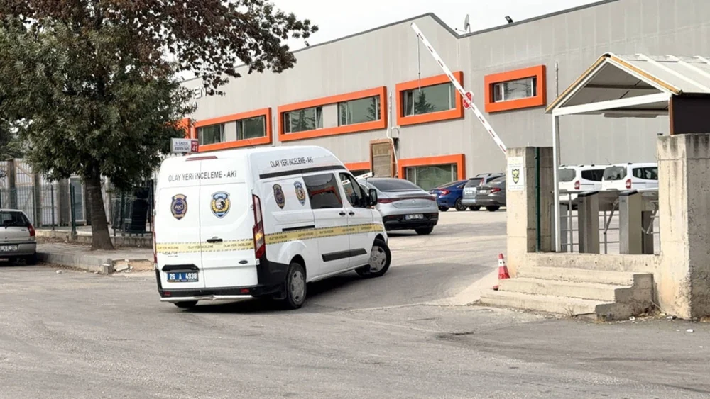 Eskişehir’de iş cinayeti: Fabrikanın çatısından düşen işçi hayatını kaybetti