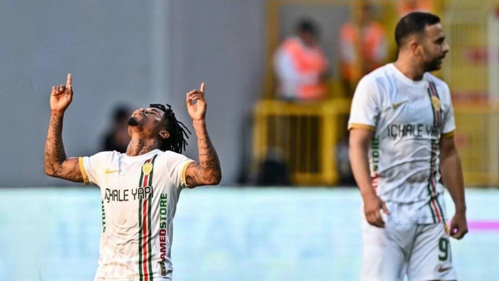 Gift Orban ve Dia Saba Amedspor tarihine geçti!