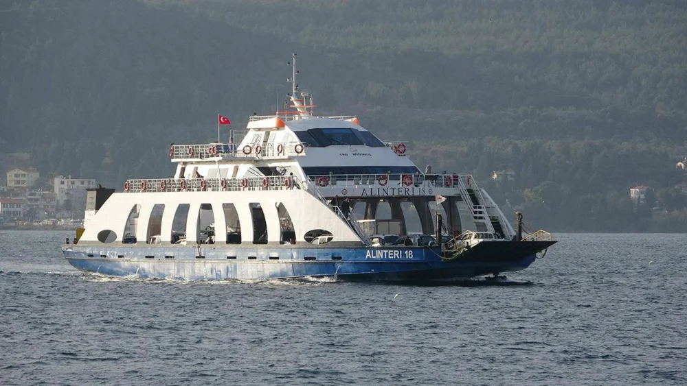 Gökçeada feribot seferleri iptal edildi