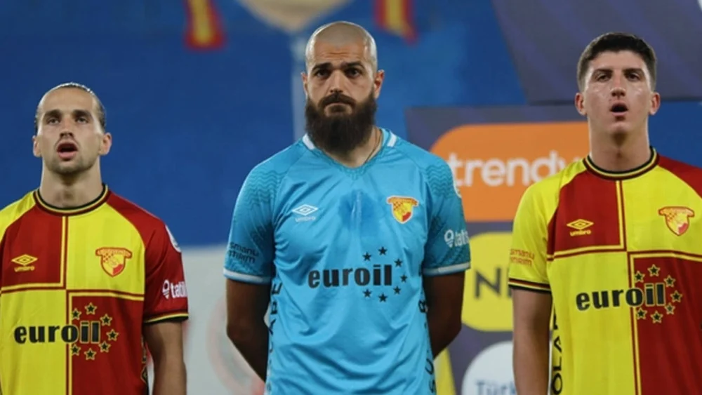 Göztepe'nin kalecisinden taraftara tepki: ''Yaptığınız şey taraftarlık değil''
