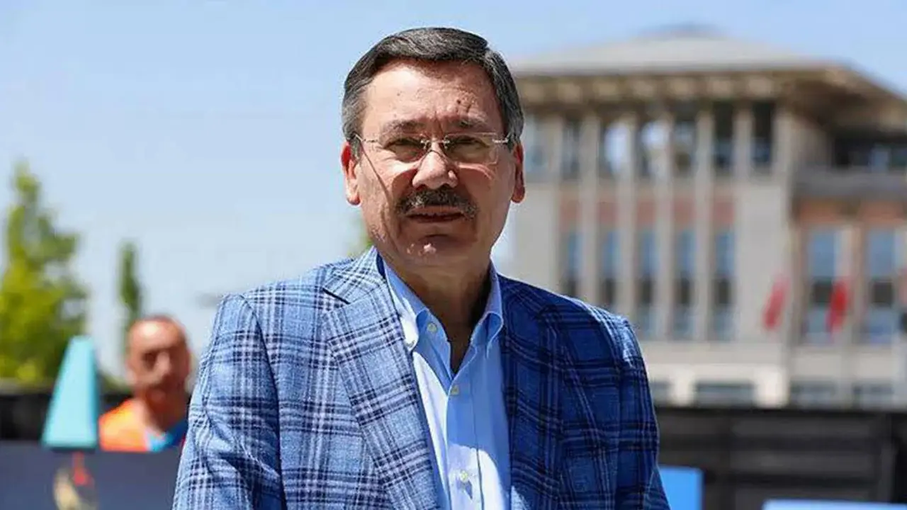 Hakkında soruşturma başlatılmıştı: Melih Gökçek, gazeteci Murat Ağırel hakkında suç duyurusunda bulundu!