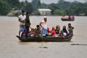 Hindistan'da sel: 62 kişi hayatını kaybetti, 1000'den fazla ev hasar gördü