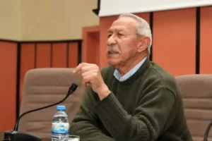 Hocaların hocası Prof. Dr. Uğur Ersoy son yolculuğuna uğurlandı