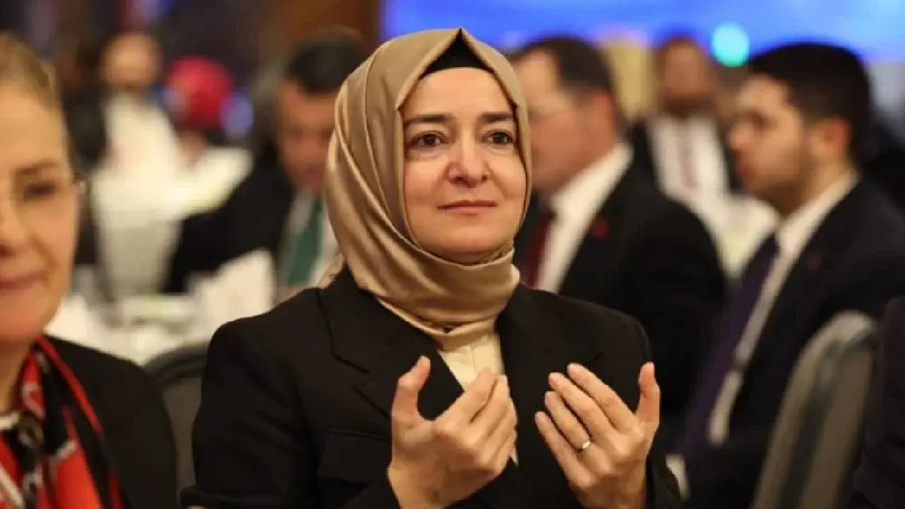 İddia: Fatma Betül Sayan Kaya, 2,2 milyar TL'yi iade etti