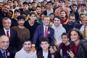 İmamoğlu duyurdu: İBB'den öğrenciler için 9 milyarlık destek paketi