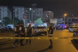 İstanbul'da IŞİD operasyonu: 21 yaşındaki şüpheli öldü, bir yurttaş yaralandı