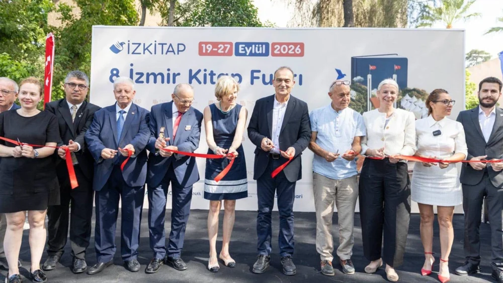 İZKİTAP - 8. İzmir Kitap Fuarı kapılarını Kültürpark'ta açtı