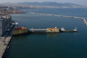 İzmir'in simgesi: Konak Rıhtımı'nın özelleştirme ihalesi iptal edildi