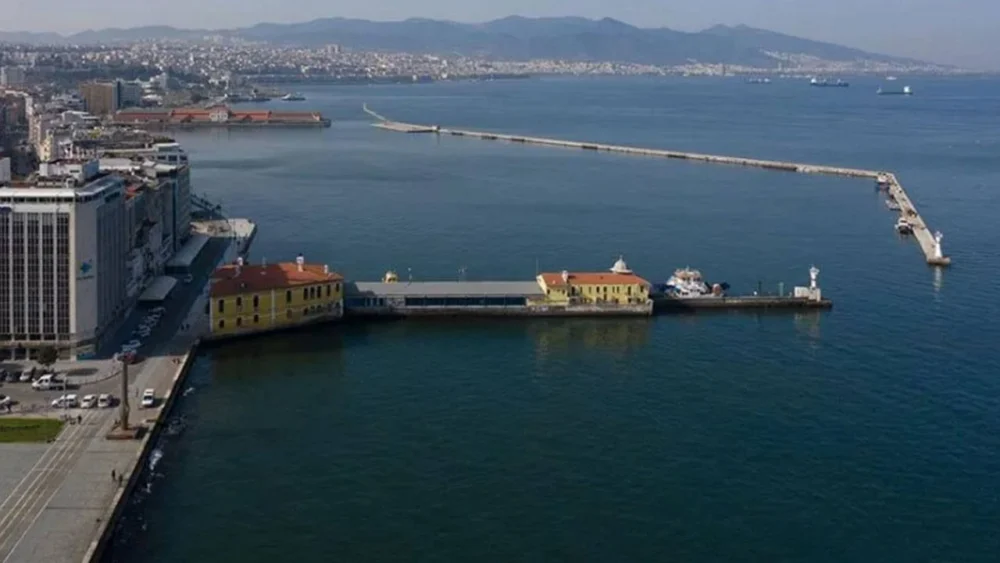 İzmir'in simgesi: Konak Rıhtımı'nın özelleştirme ihalesi iptal edildi
