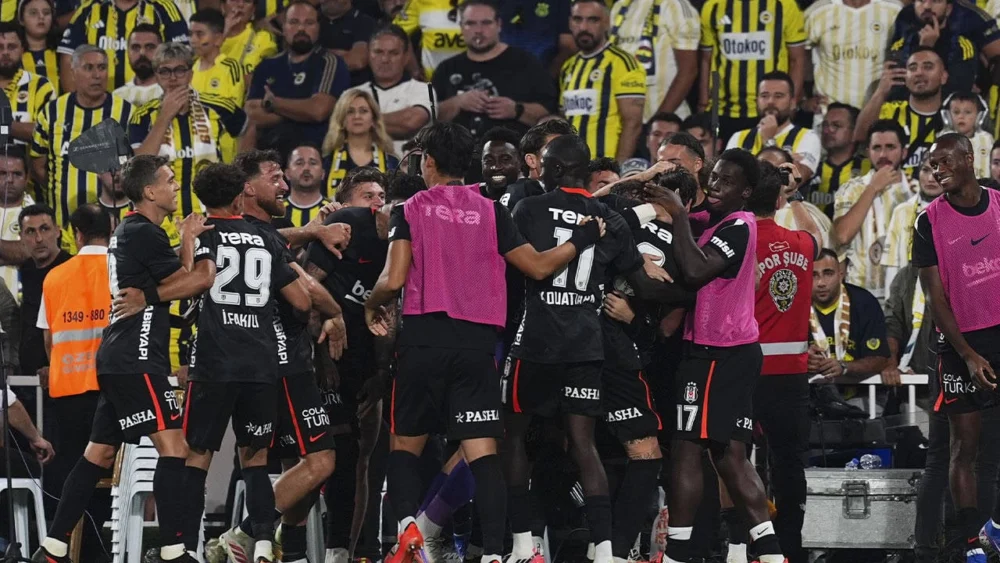 Kadıköy'de Kartal kanatlandı!