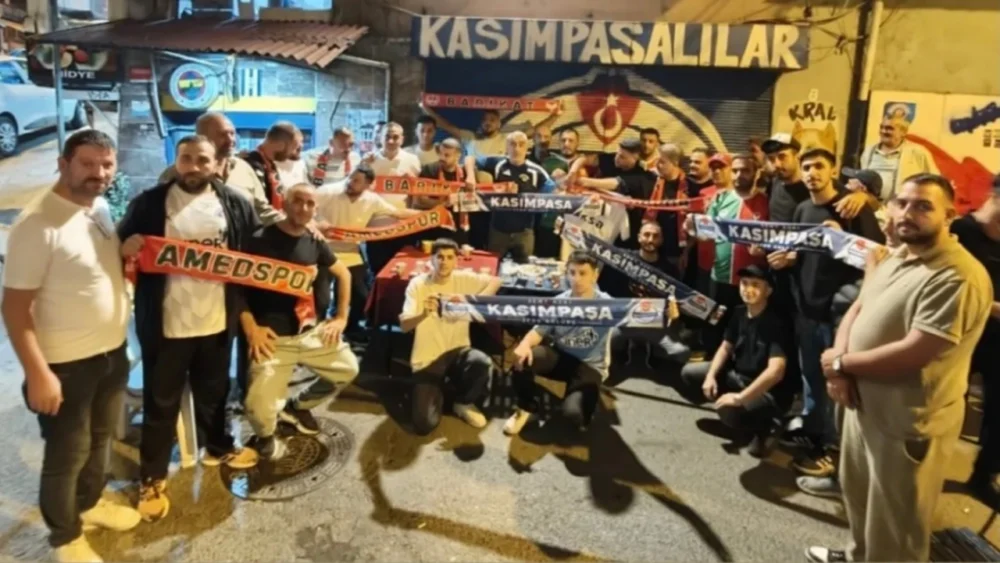 Kasımpaşa-Amedspor maçı öncesi taraftara grupları anlaştı!