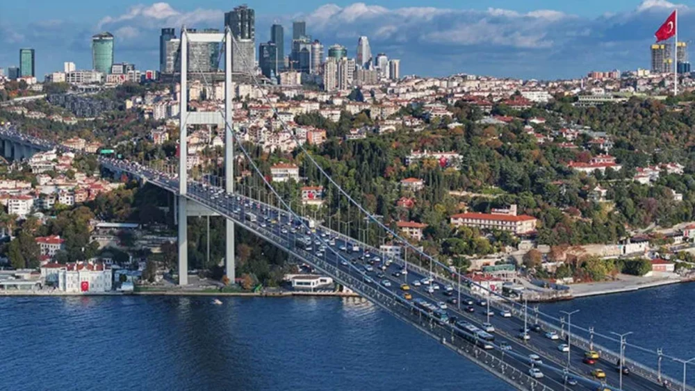 Köprü ve otoyollar özelleştiriliyor: Fransız şirket talip oldu