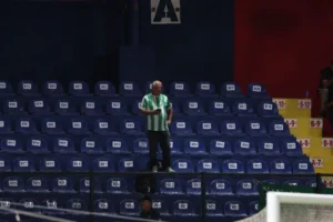 Mardinspor'a karşı takımını tek başına destekledi: “Ömür boyu kombine” verildi!