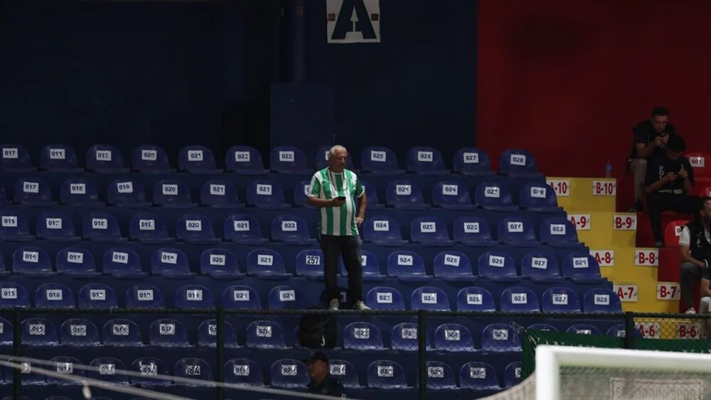 Mardinspor'a karşı takımını tek başına destekledi: “Ömür boyu kombine” verildi!