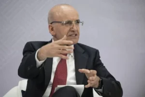 Mehmet Şimşek'ten istifa iddialarına dair açıklama