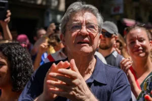 Melenchon'dan seçim mesajı: İkinci tura kalırsak şansımız yüzde 50, iktidarı devralmaya hazırız