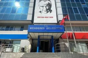 Menderes Belediyesi soruşturmasında yeni gelişme: Bir avukat gözaltına alındı