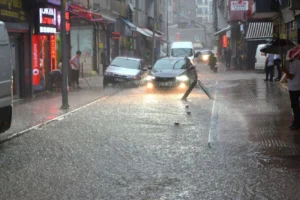 Meteoroloji'den iki şehir için kuvvetli yağış uyarısı
