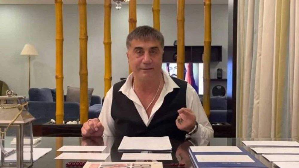 MHP'li isimden dikkat çeken paylaşım: Sedat Peker dönüyor mu?