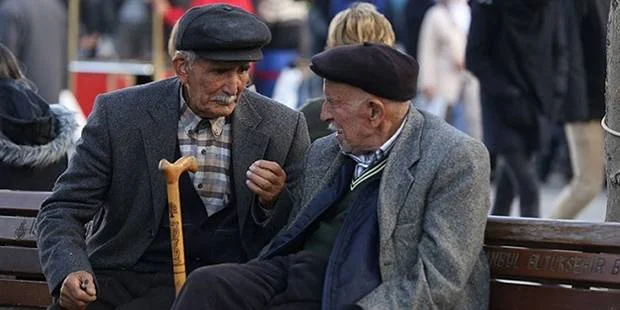 Milyonları ilgilendiriyor: Emeklilikte ve yaşlılıkta yeni dönem