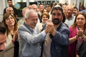 Mızraklı Diyarbakır’da: Demirtaş’ın dediği oldu!