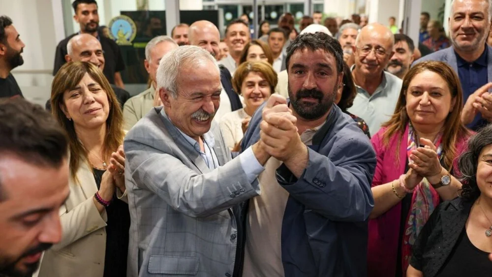 Mızraklı Diyarbakır’da: Demirtaş’ın dediği oldu!