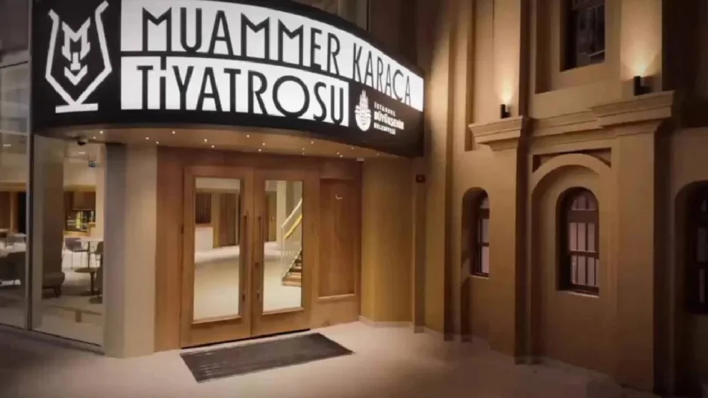 Muammer Karaca Tiyatrosu görkemli bir törenle perdelerini açtı