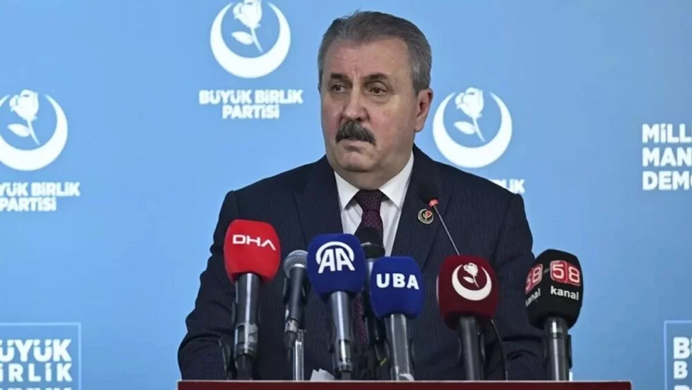 Destici’den Diyarbakır sözleri: “Türkiye'nin bir şehridir…”
